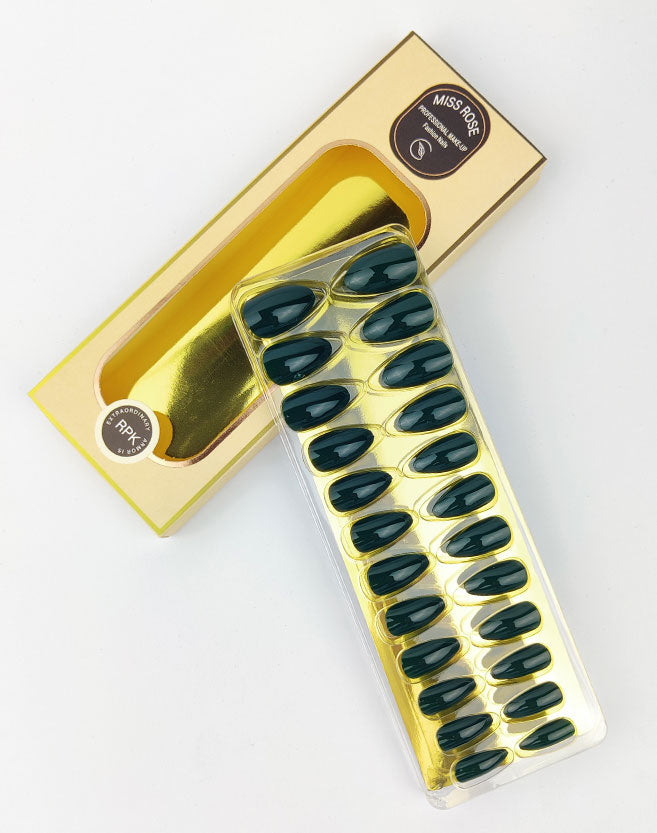Shiny Artificial Nails (Dark Green)
