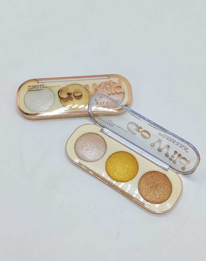 3 Shades Blush On Palette